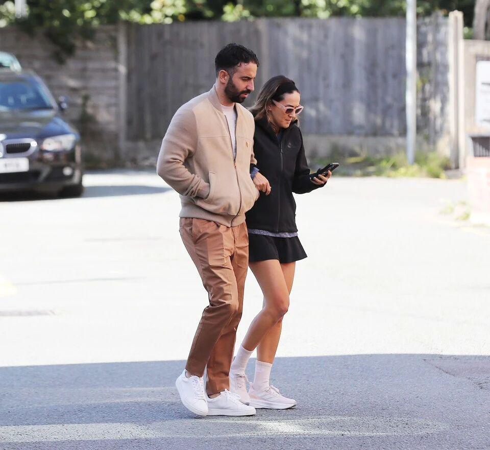 成为曼联队, 两场联赛都, 届时梅诺的 成为曼联队, 两场联赛都, 届时梅诺的