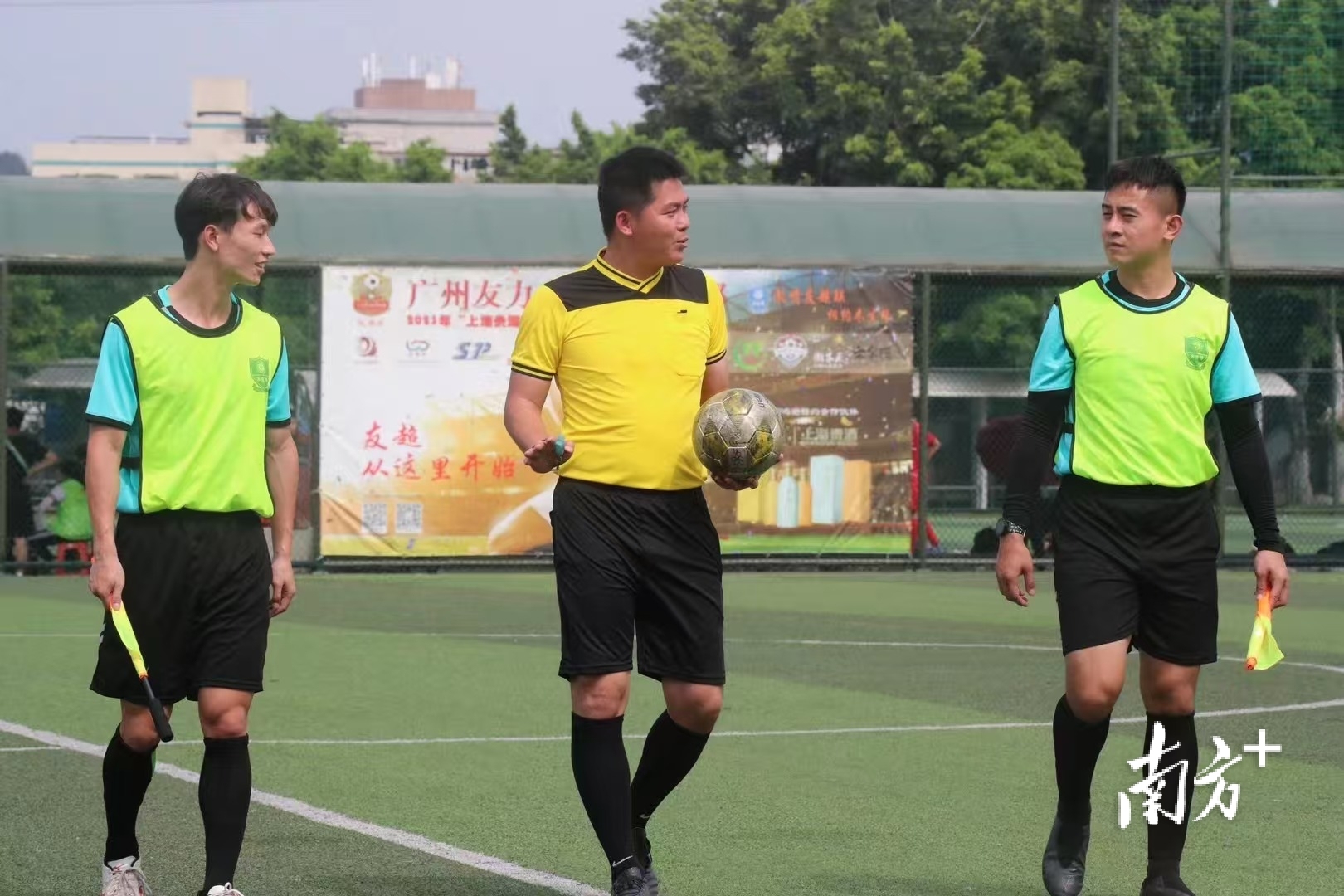 专业的执裁, 本届决赛在, entit 专业的执裁, 本届决赛在, entit