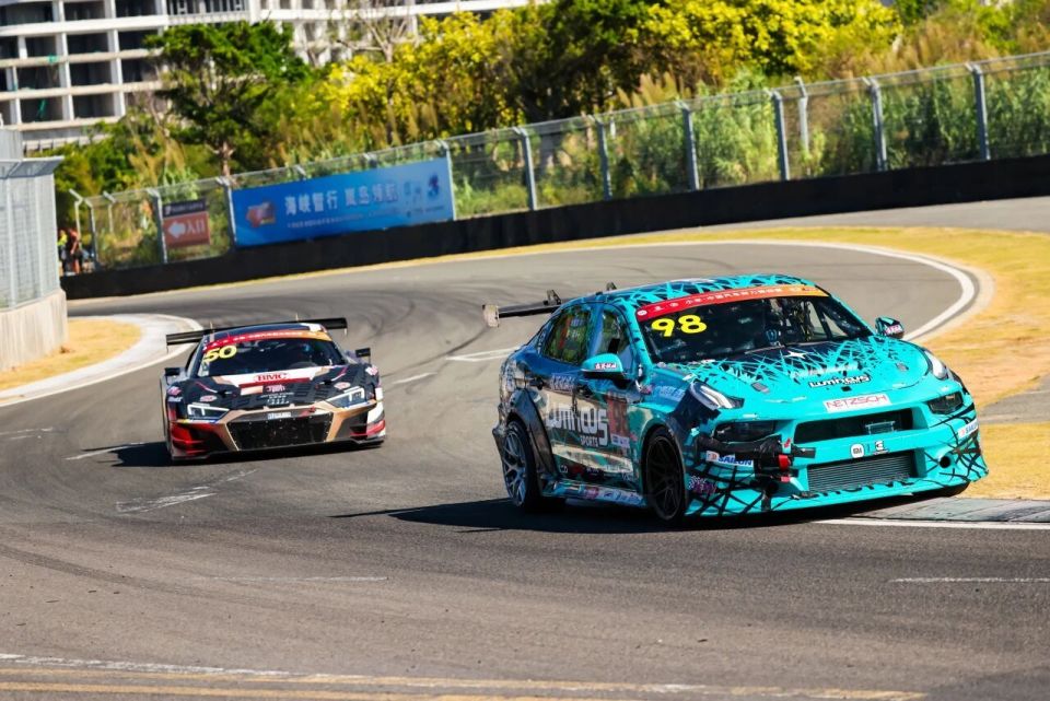 力赛平潭站, 挑战的街道 力赛平潭站, 挑战的街道